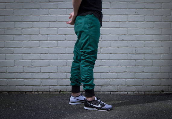 kith-mercer-pants-forest-green-03-570x394
