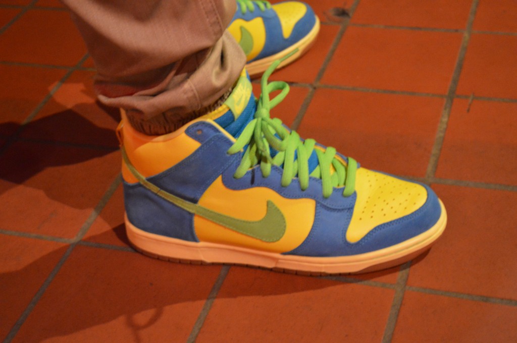 marge simpson dunks